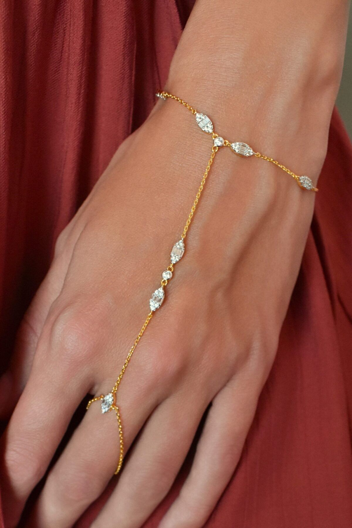 Samah Hand Chain Bracelet